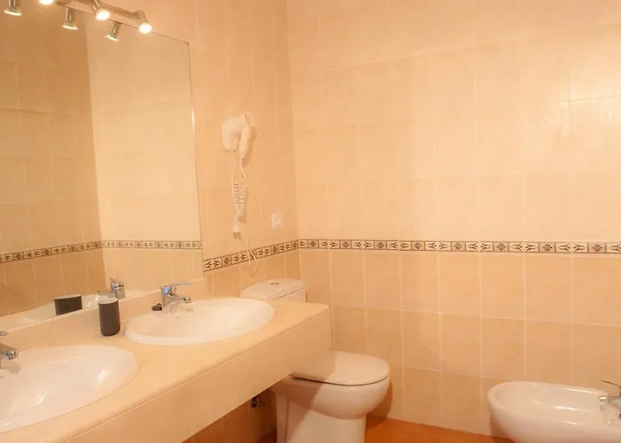 Pensión El Jardín De Juanita - 3*